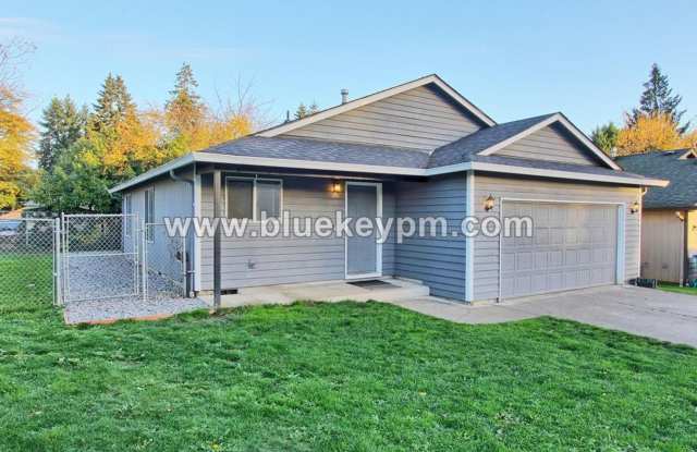 3 Bed, 2 Bath Home in a Culdesac Near St. James Road and NE 54th Street photos photos