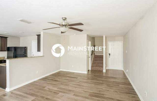 6138 Lakefront Gallery 2
