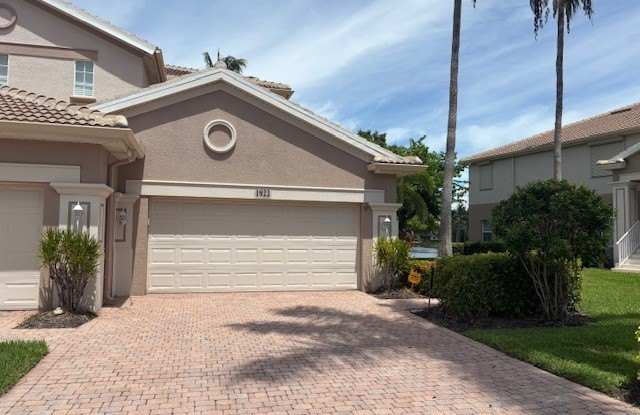 13960 Lake Mahogany Boulevard unit: 1922 photos photos