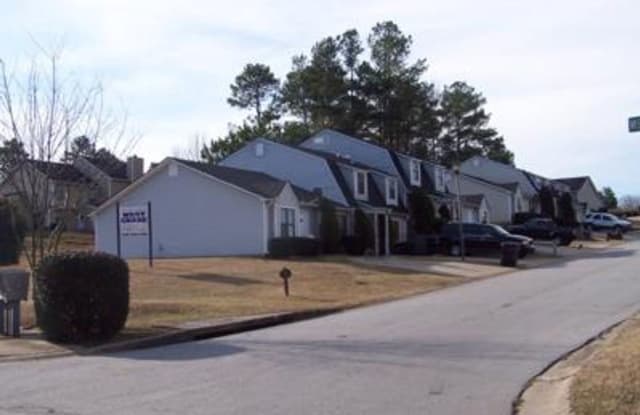8847 West Hills Court - 8847 West Hills Court, Douglasville, GA 30134