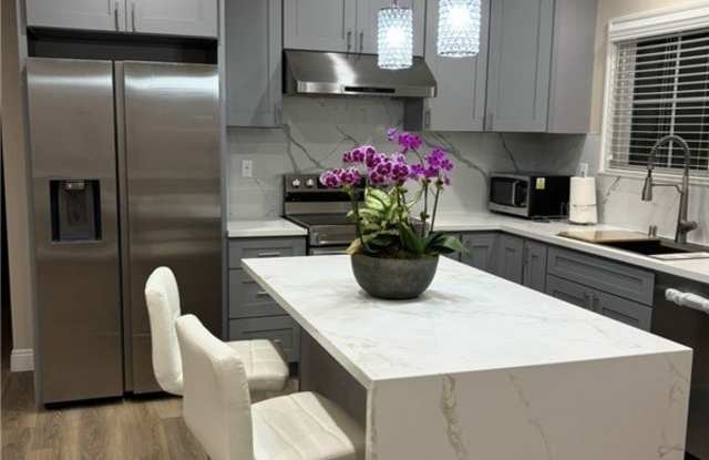 2030 S. Chapel Avenue photos photos 2030 S. Chapel Avenue photos photos