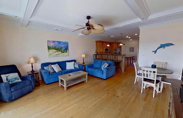 307 Lake Park Boulevard S Gallery 3