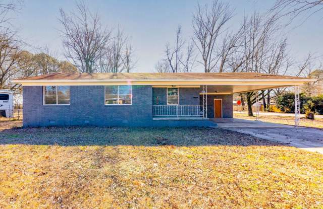 1809 W Center Ave. Searcy, AR. www.rockcityrentals.com Gallery 1