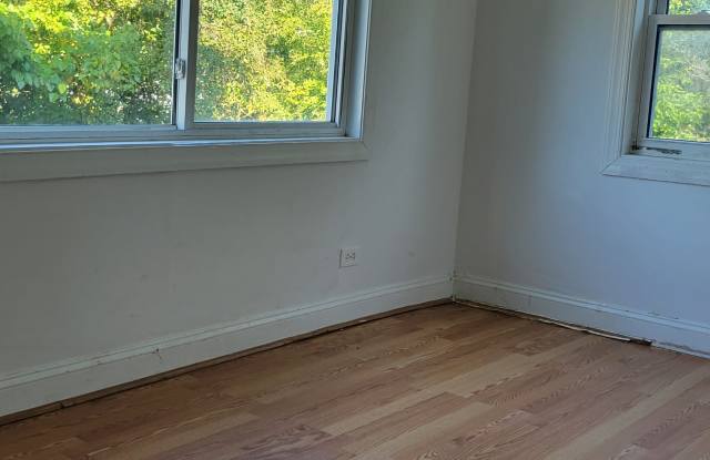 1814 Hartrey Avenue - 1 photos photos