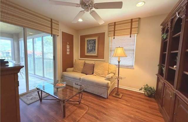 6580 Huntington Lakes Cir Gallery 3