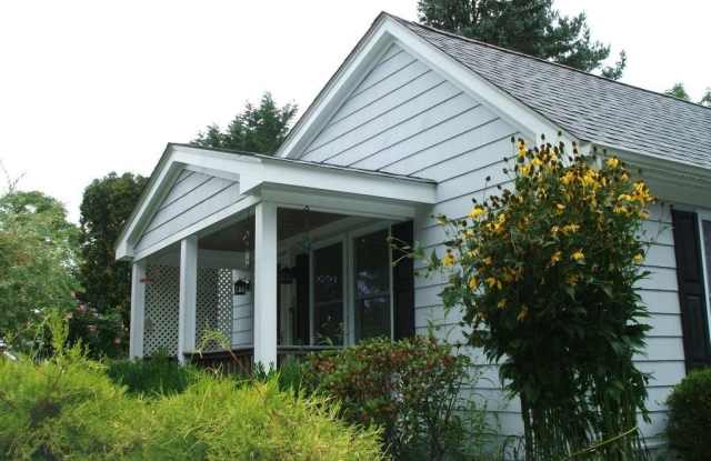 82 Narragansett Avenue W photos photos