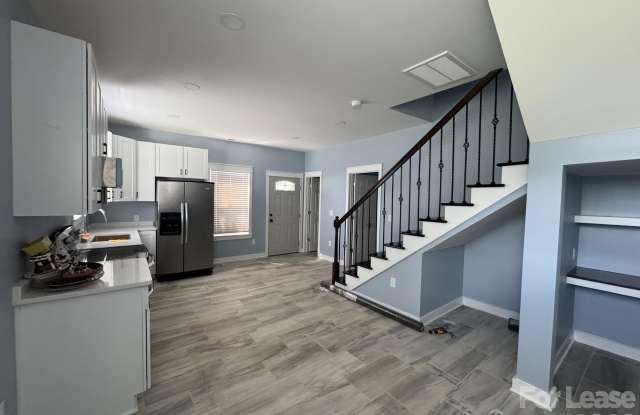 1008 Rockland Circle Gallery 3