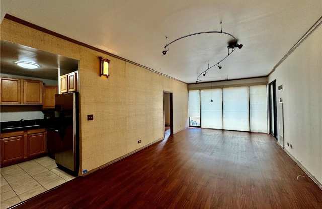 430 Lewers Street - 430 Lewers Street, Honolulu, HI 96815
