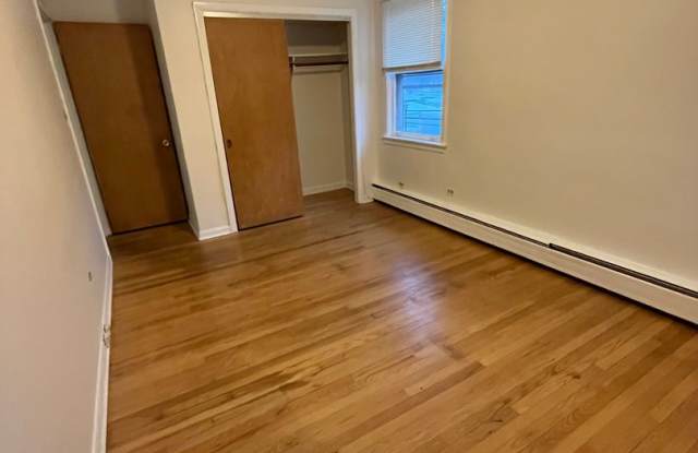 NEWLY UPGRADED ONE-BEDROOM Gallery 4
