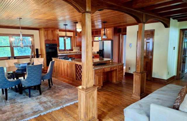 9078 KNOLL RUN LN Gallery 4