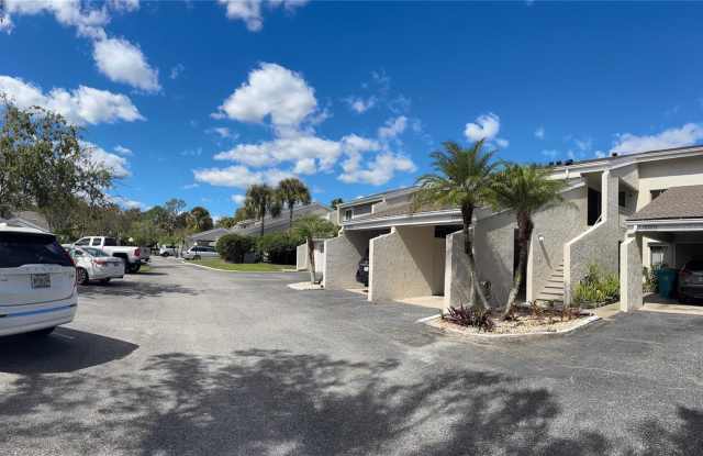 5395 VINELAND ROAD photos photos