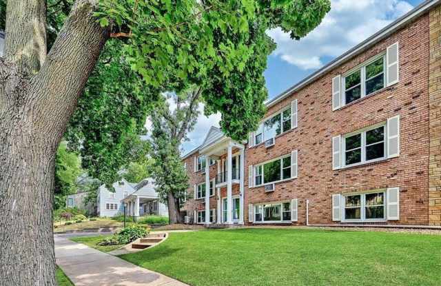 401 Ridgewood Avenue - 401 Ridgewood Avenue, Minneapolis, MN 55403