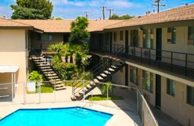 971 North Walnut Street photos photos