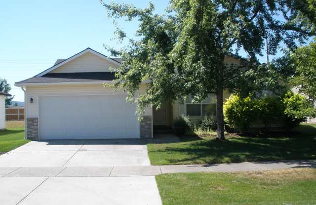 Must See!!! - 2818 North Alfalfa Loop, Post Falls, ID 83854