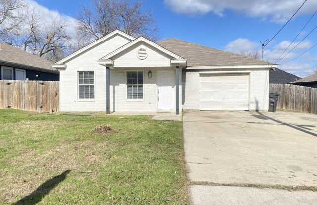 5125 Sunshine Drive - 5125 Sunshine Drive, Fort Worth, TX 76105 5125 Sunshine Drive - 5125 Sunshine Drive, Fort Worth, TX 76105