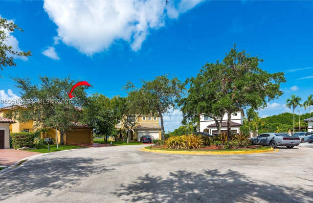 5271 SW 141st Ter Gallery 1