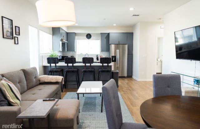 5128 1/2 Riverton Ave, - 5615 1/2 Riverton Avenue, Los Angeles, CA 91601