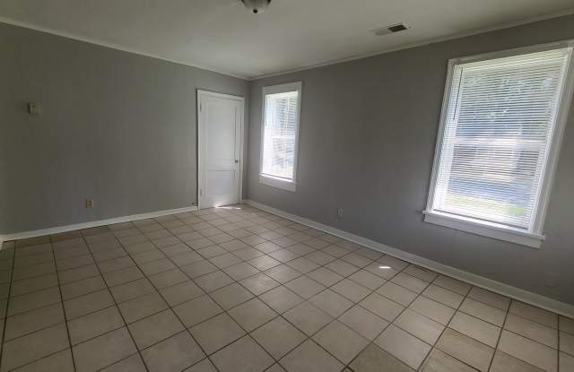 3788 Bayliss Avenue Gallery 2