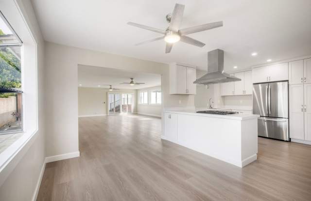 4Bed/2Bath Remodeled Home in Carlsbad with a Pool~ Trieste photos photos