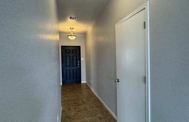 1112 Jamestown Drive Gallery 3