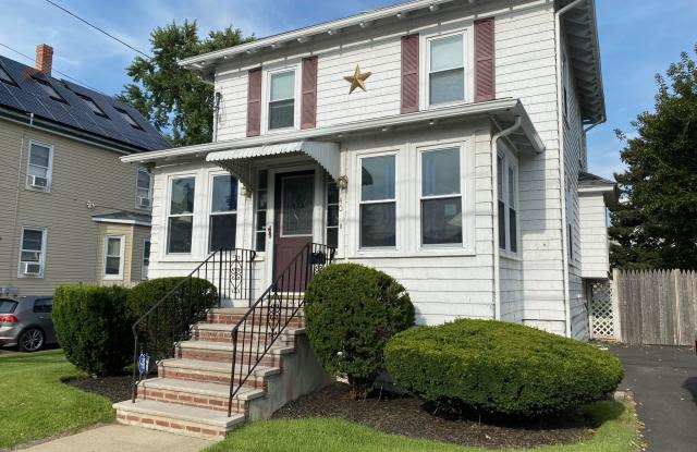 40 Bellvale St. - 40 Bellvale Street, Malden, MA 02148