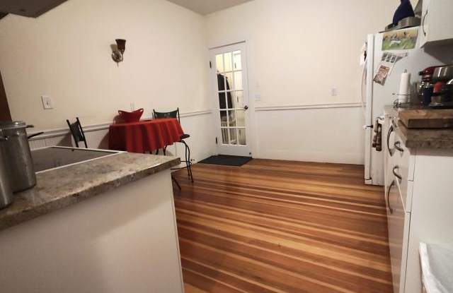 836 Fellsway - 836 Fellsway, Medford, MA 02155