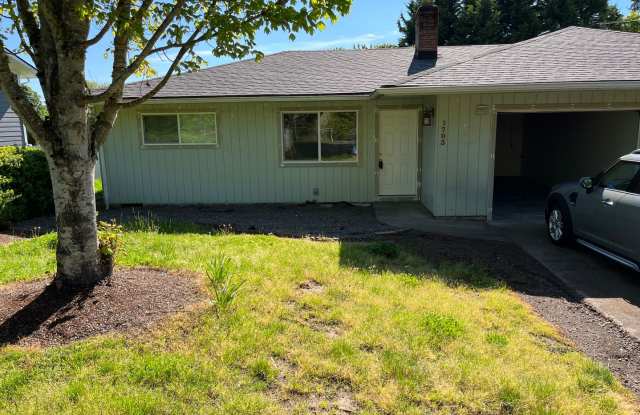 Newly remodeled 2 bedroom 1 bath duples - 1703 Northwest Springhill Drive, Albany, OR 97321