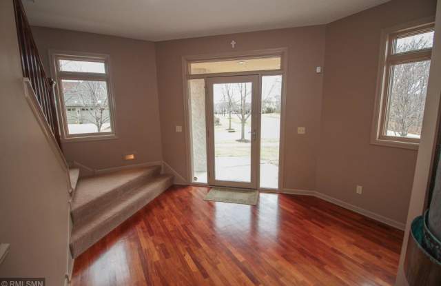 5045 Terraceview Lane N Gallery 2