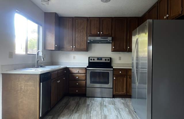 2214 Myrtle Ave. H photos photos