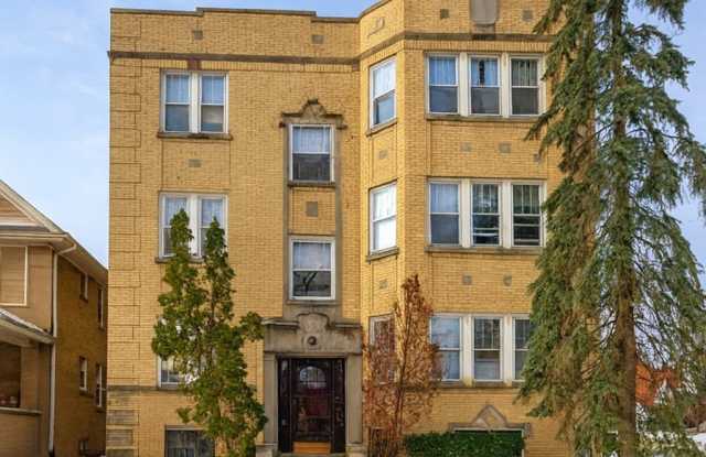 2249 W Touhy Avenue 1 - 2249 West Touhy Avenue, Chicago, IL 60645