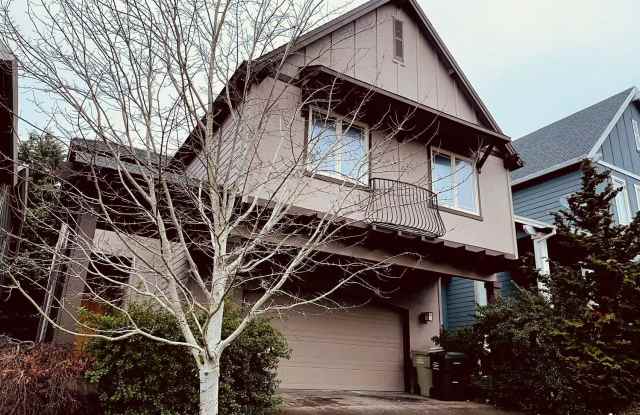 2551 Northwest Byrne Terrace photos photos