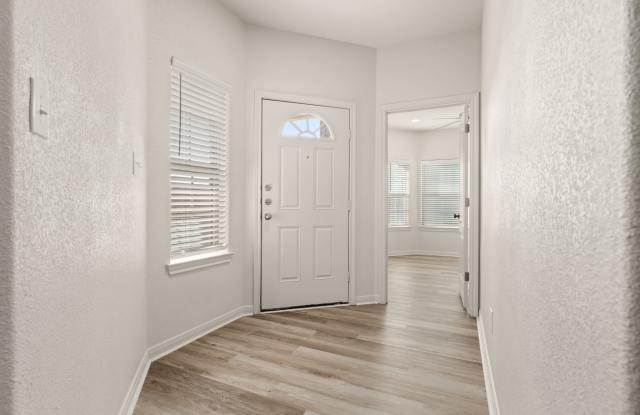301 W Panther Way Unit 904 Gallery 4