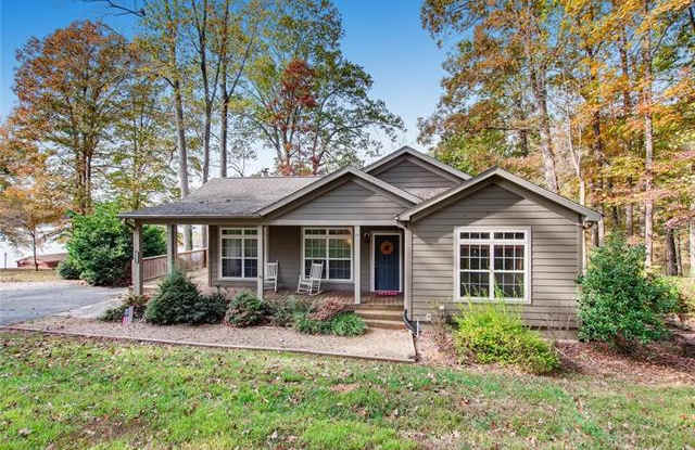 7112 Beargrass Road Gallery 3