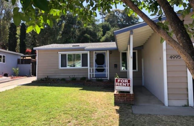 4995 Tierra Baja Way - 4995 Tierra Baja Way, San Diego, CA 92115