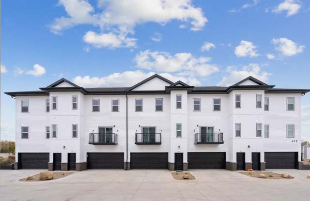 Brand New Condo 3bd 2.5 ba for RENT!! photos photos