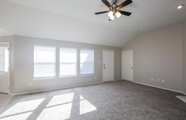 877 Redwood Trail Gallery 2