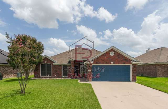 Beautifully renovated 5 Bedroom Home in Harker Heights! photos photos
