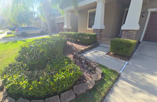 GORGEOUS 4-Bedroom, 3-Bathroom in Riverview Gallery 4
