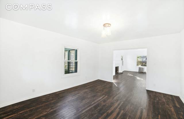111-30 77th Road Gallery 3
