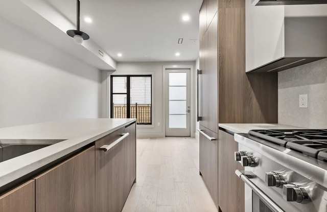 300 Franklin St Unit 2 photos photos