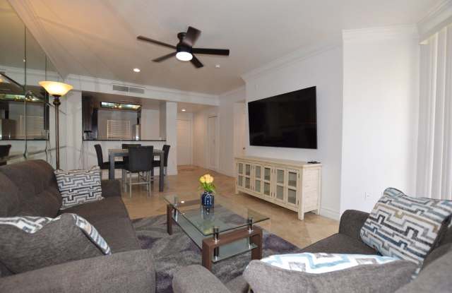 Meridian - Newly Remodeled Luxury Condo Rental near the Las Vegas Strip! Gallery 3