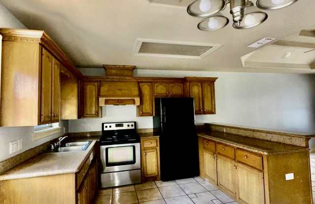 704 W Bahamas - 704 West Bahamas, Pharr, TX 78577