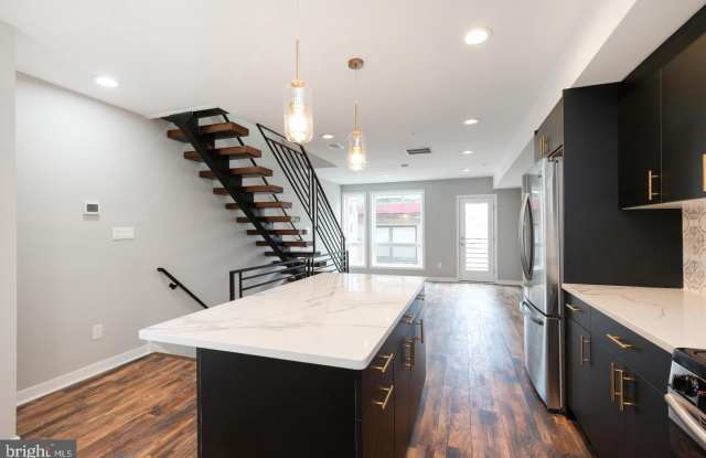 815 PERKIOMEN ST #17 photos photos