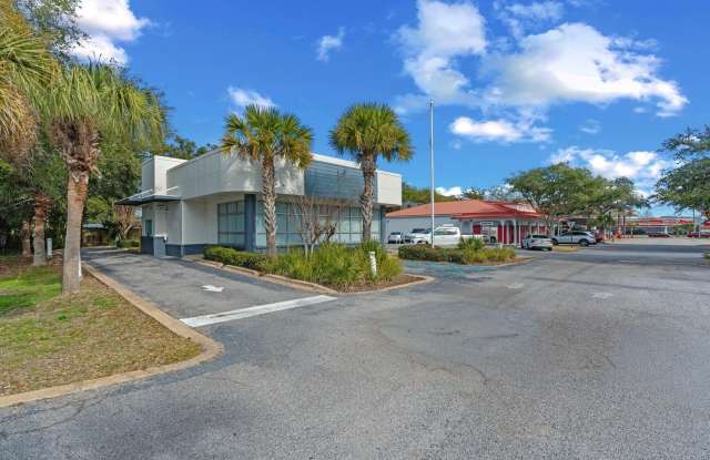 661 Harbor Boulevard Gallery 2