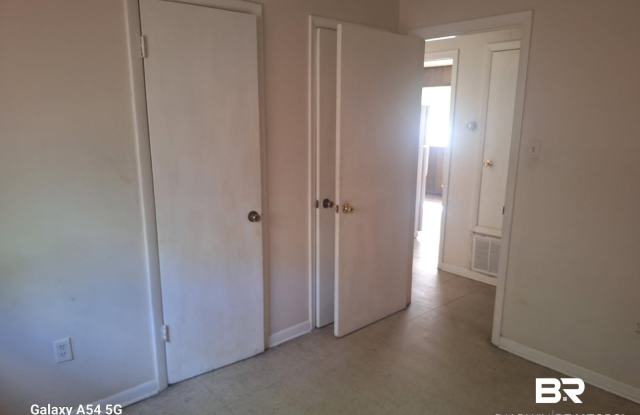 2211 Wolf Ridge Road Gallery 4