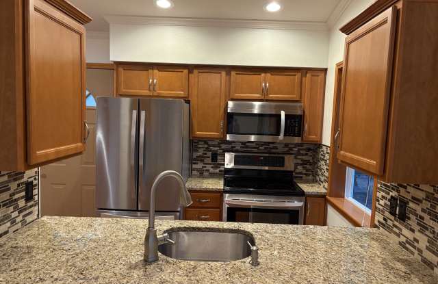 3358 Southbend Place Gallery 4