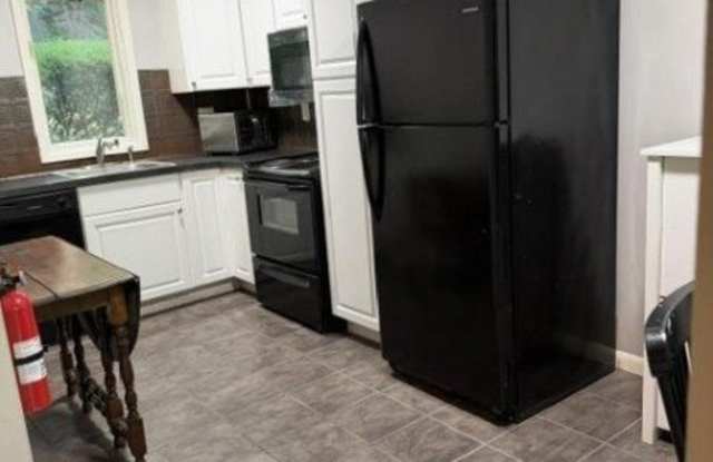 9 Village Way Unit 1 photos photos