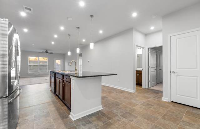 Griffin 3 bed/2 bath Home in Senior Community! 1/2 off Second Month Rent! photos photos