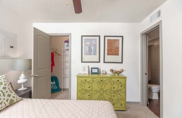 Reserve at Garden Oaks Gallery 3