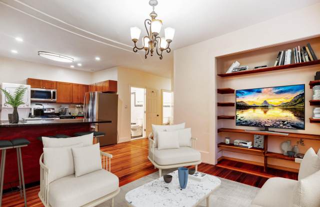 Great 5 Bedroom Available 09/01/2026 photos photos